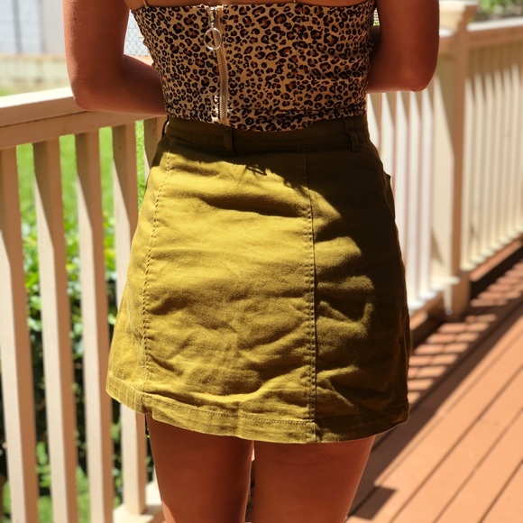 GREEN SKIRT MONKI - Picture 2 of 5